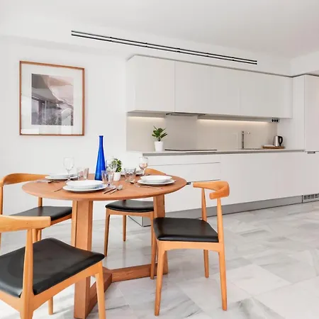 Tower Suites By Upper Luxury Housing - Parque Santiago Appartamento